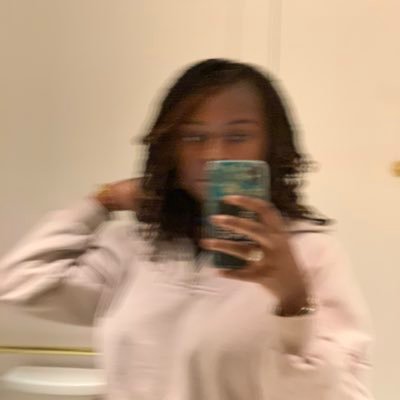 FoluOgunyeye's profile picture. 