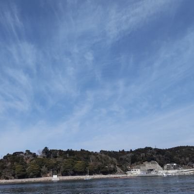 仙台市在住。
近隣の県を中心に神社仏閣を参拝⛩️。御朱印をいただいています😄
その土地の歴史背景を知るのが楽しみです✨
ご当地グルメも大好き🍦🍜🍡