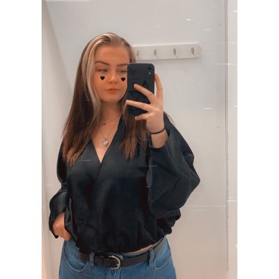 qveencpl's profile picture. 23//T💙