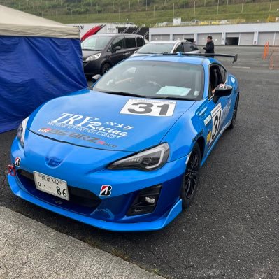 TFz2bs's profile picture. 車が好きで好きでどうしようもありません(笑)ＡＰベスト2:17、HSRベスト1:18、 足回りとシート、16インチハイグリップタイヤで、楽しめる86は素敵😍 だがしかし❗タイムだけが全てでは無いはず‼️