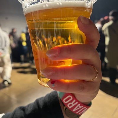 Nkmyk2's profile picture. いつもビールが飲まさる🍺サッポロ★と音楽をこよなく愛す道民♡ 自由だよ🕊️大好物→ Chevon Aooo King Gnu クラムボン フレデリック ずっと真夜中でいいのに。Lucky Kilimanjaro 東京スカパラダイスオーケストラ RSR🌅（Snow Man💛J全般大好物）