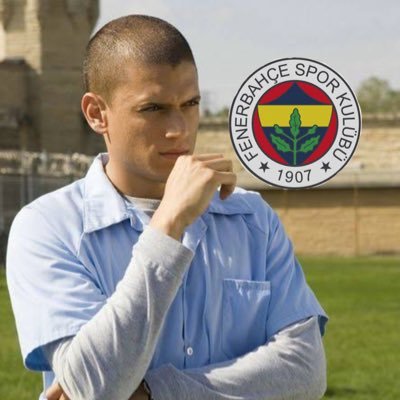 Fenerbahçe Kangren Üyesi / parody account / fener uğruna bitmiş bir hayat