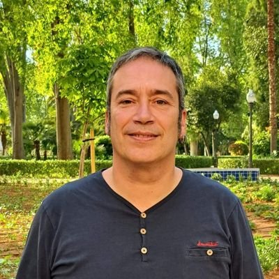 Pare, músic i cantant infantil a Trobadorets 🎤🎸🎶
Regidor electe de Compromis per Castelló 🧡✊
Treballant per recuperar el futur🌱