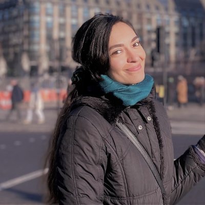 Ocean lover. Renewables & Hydrogen enthusiast.
PhD researcher @solar2chem @uniofgalway
Adding a political science layer to solar-to-hydrogen tech discussions.
