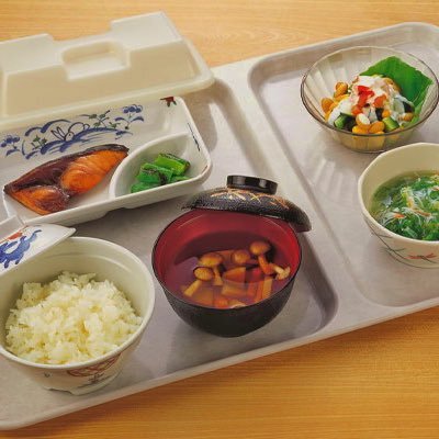 委託給食会社で病院給食作ってる調理師🍚給食管理業務のスペシャリスト🍽 すべては患者様のために🥗無言フォローごめんなさい💦 #栄養士 #管理栄養士 #調理師 #メディカル給食 #病院給食 #給食委託会社 #患者給食受託責任者 #給食サービス管理士 👩‍🍳委託の(管理)栄養士・調理師の無料コンサル👀