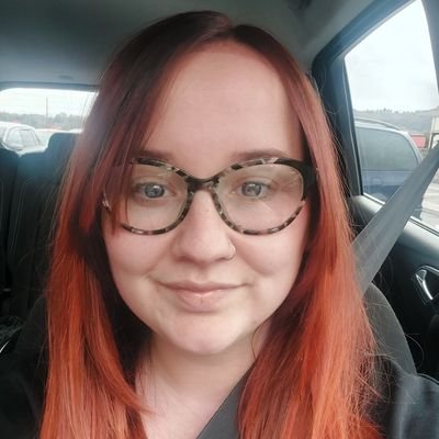 leah_atsix's profile picture. 26° social worker°  ° lover of sad songs and pop punk ° wifey to MC °step mum and mum to A, and baby girl coming Sept 23.🤘
🦋🦸‍♀️🖤🎼📚