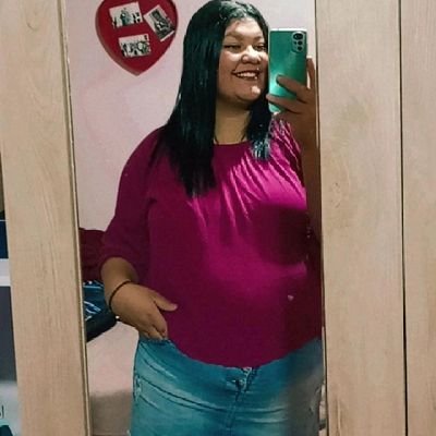 CarlaFe34753486's profile picture. Antes de amar o próximo, ame primeiro a si..✨🌻