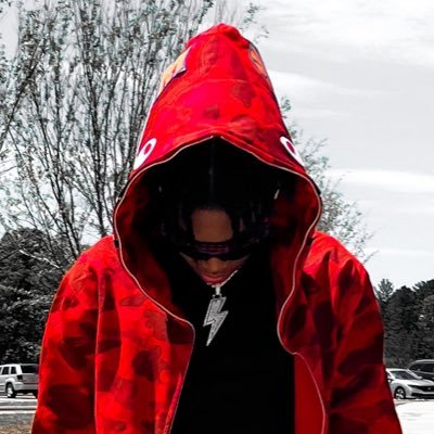 Supremefr3shman's profile picture. •Content creator•Graphic designer•Editor