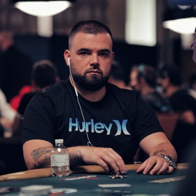 Sócio e Head Coach do @sambapokerteam Profissional de poker ♦️ ♣️ ♥️ ♠️ Corintiano, maloqueiro e sofredor. Sambista de coração 🥁