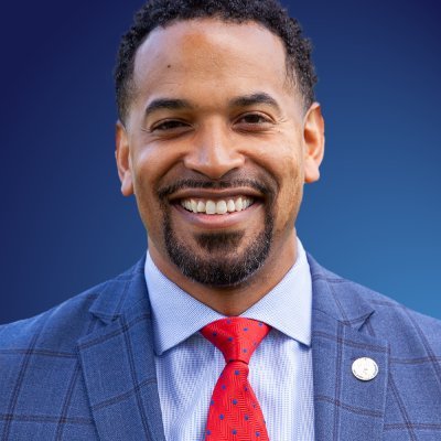 Councilmember, Candidate for MoCo Executive,
Attorney, Author 📚
Alum: @ObamaWhiteHouse, @SherrodBrown,
Fmr. College 🏀
Always: @MicheleJawando & Father of 4