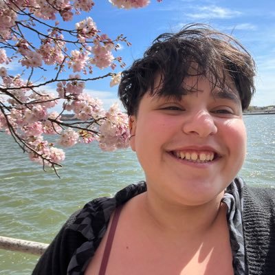 m_oonisms's profile picture. they/them