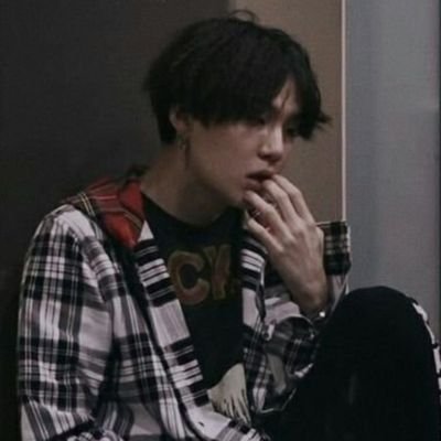 𝙸'𝚖 𝚜𝚘𝚛𝚛𝚢 𝚖𝚘𝚖 𝙸'𝚟𝚎 𝚐𝚘𝚝 𝚝𝚘 𝚐𝚘.
𝙸 𝚍𝚞𝚐 𝚝𝚑𝚒𝚜 𝚐𝚛𝚊𝚟𝚎 𝙸 𝚌𝚊𝚕𝚕 𝚖𝚢 𝚑𝚘𝚖𝚎.