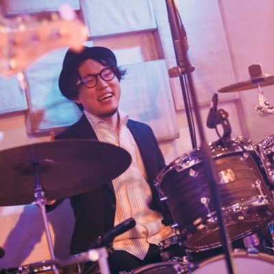 ドラムのユフです。大分生まれ→東大→ドラマー。
7セグメント@7segment_Band / DIRTY FOUR EYES @dirtyfoureyes
CANOPUS Drumsエンドーサー。
野球と昆虫が好き。株式会社WACULでPdMのお仕事など。