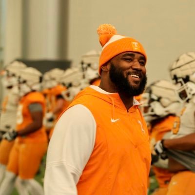 @Vol_Football Assistant D Line Coach / COACH EM UP & LET EM HUNT 😤10 yr NFL VET😤1st Round Pick😤VFL😤Obsessed w/Competing 🏆Addicted to 🏉 Lover of Sports