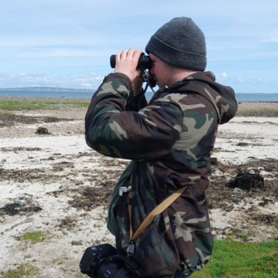 Irish Birder and likes bird photography and Wolverhampton  wanderers fan.