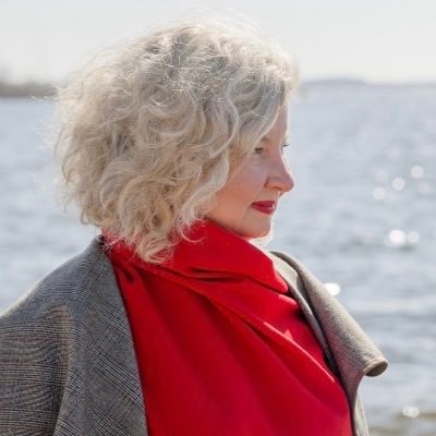 Director at Finnish Design Embassy -project. @FinDesignEmb