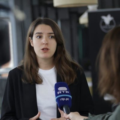 Protección animal y sostenibilidad medioambiental. En @observatorioba para acabar con el sufrimiento de los animales destinados a consumo 🐓🐥🐟