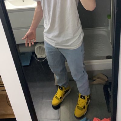 LayZix_7's profile picture. 16 🇫🇷 |