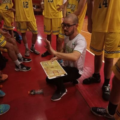 Prof. Nac. de Educación Física 
Entrenador ENEBA 3 🏀