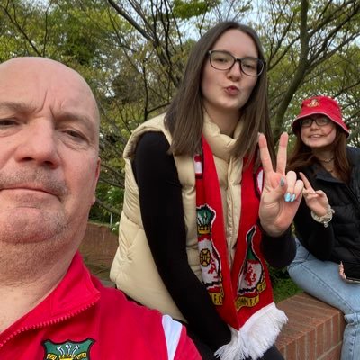 Aviation fan military and commercial, family man and Wrexham fan. Don't stop believing. Up the revolution,Brexit. 🏴. Athletics coach.