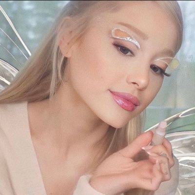 ilythemostari's profile picture. they have my heart forever. ariana grande, demi lovato, lauren jauregui, jessie j 🤍•fan account•