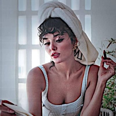 bbukre0's profile picture. 