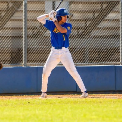 Alamo Heights HS C/O 2024 MIF / RHP ⚾️ 5’11” 165 Summer team @Troskysw_tpu