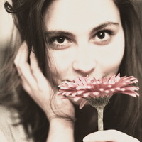 romantic_julia's profile picture. Люблю жить и чувствовать каждую секунду своей жизни. Люблю мир, который меня окружает. Люблю глубокое синее небо и глубокое синее море. Люблю…