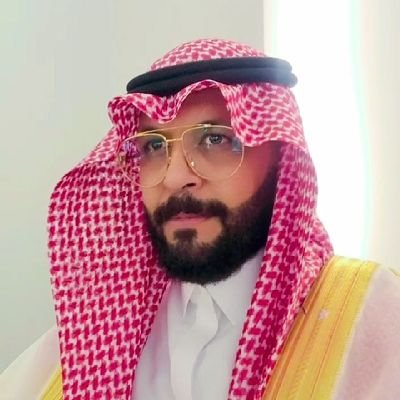 مهندس معماري،اعشق المزج بين اصالة الماضي وواقعية الحاضر وجنون المستقبل١-كينونتي هي امي متى ما استقرت زاد وهجي٢-املك في الدنيا تسعة جواهر٣ورائي عظيمة