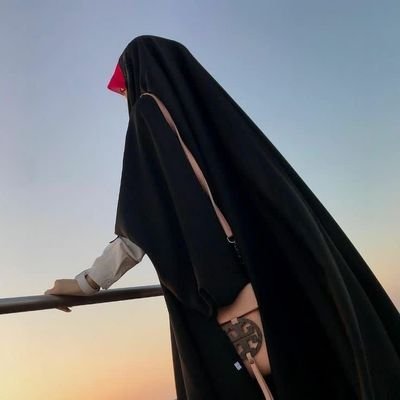 دختری از جنوب
به خودت اجازه نده كه فراموش كنی كه چقدر با ارزشے!🌱✨️