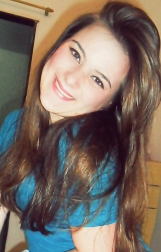'' pois aprendi a viver contente em toda e qualquer situação.'' (Fp 4.11)
bianca castanhi, 17 anos, pisciana (: