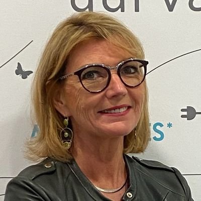 muriellepage1's profile picture. Chargée de mission Modernisation du Sociétariat
Secrétariat Général Crédit Mutuel de Bretagne 
@CMBretagne
@CMArkea