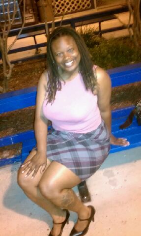 Tee1208's profile picture. 