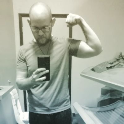 Proud_Dad_89's profile picture. Proud father.