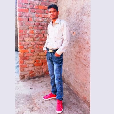 B. S. T. C Student
✍️✍️
कहते हैं कि मेहनत करने वालों पर मंज़िल अपनी जां लूटाती है।।
अगर मंज़िल पहाड़ है तो हम भी मांझी है।
जब तक तोड़ेंगे नहीं तब तक छोड़ेंगे न