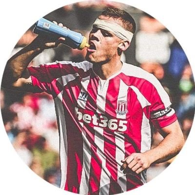 25, @Stokecity 🔴⚪️🔴⚪️

Founder of @ProClubsRTweets
Gamer for @RAF_Esports