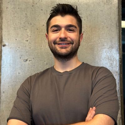 AlperenSarlayan's profile picture. 