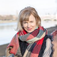 Annabel Abbs (@annabelabbs) 's Twitter Profile