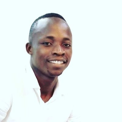 Expert en #expérienceclient, j'aime bousculer les codes et créer des #expériences uniques ! Impertinent, #créatif, je mets ma passion à votre service. sn