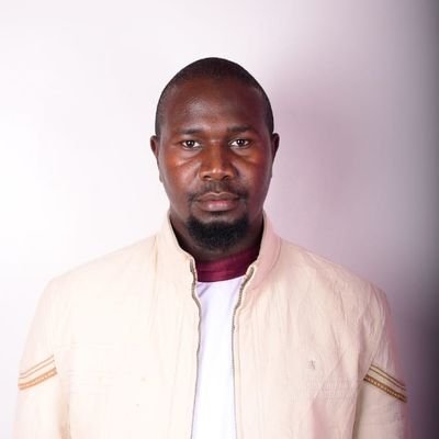 Teacher and part time lecturer of Literature in the University of kabianga