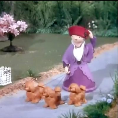 MissLovelace3's profile picture. Old school equivalent of obscure anime character. Mostly on a dog walk 💚🤍💜