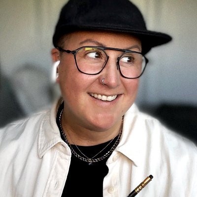 Creative Director + Professor of Design Ethics + Designer + Author #ConsciousCreativeBook. Founder + CCO https://t.co/F8pIo8LVsQ✌️ (they/them)
