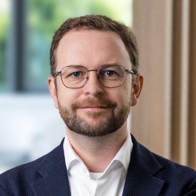Between precious materials and hightech applications.
Chemist, trained at @TU_Muenchen @uni_muenster @NagoyaUniv
Business Developer @Heraeus #PreciousMetals