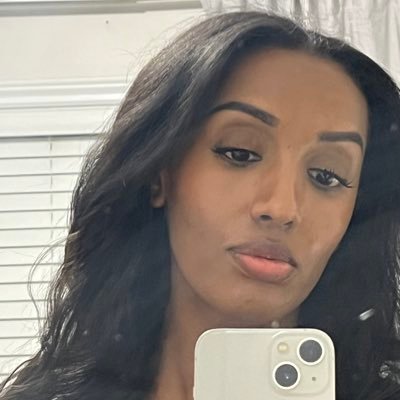 Ruthtecle's profile picture. 