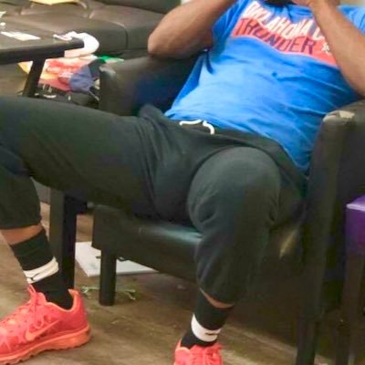 #PumpGang. Just minding my business in my own world here✌🏾