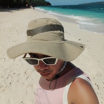 theonaticx's profile picture. Zombie I Travel I Beach I Philippines
