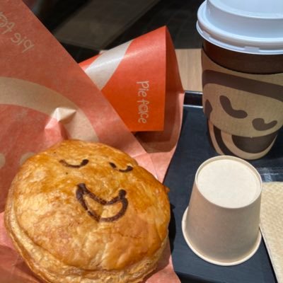 MSW70459063's profile picture. 日々の仕事について緩く呟いたり衝動的に呟いたり。 日常と趣味の話もします。無言フォロー失礼致します。