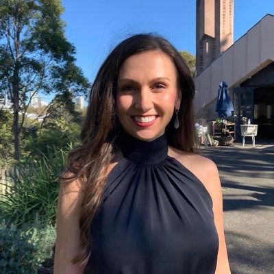 victoriaamir100's profile picture. Always turn a negative situation into a positive one