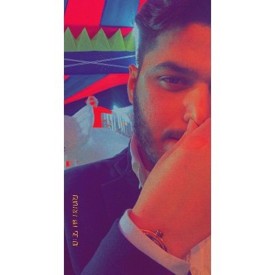 ImshivamW's profile picture. Would be writer against the motion of the polluted air of India.