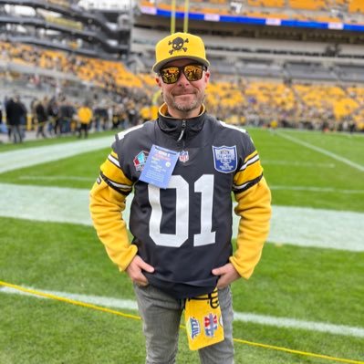 1st and Only STEELERS fan In The Pro Football Hall Of Fame-Representing ALL @Steelers fans & #SteelersNation in Canton - ig: rick_holman79